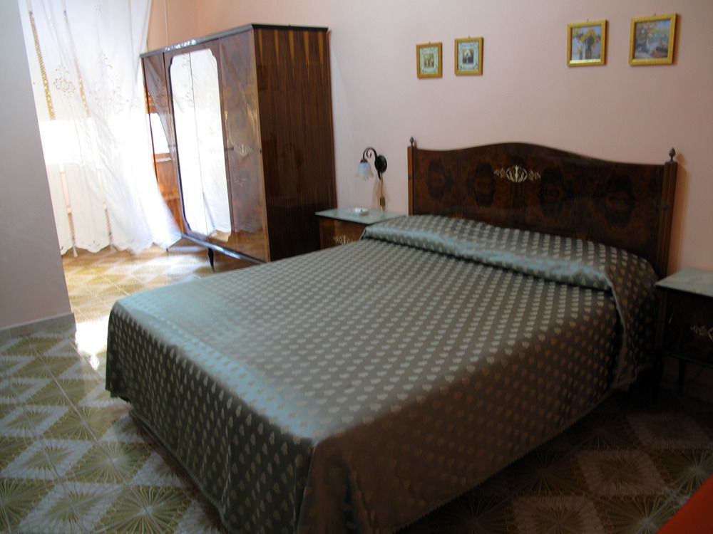 Bed and Breakfast Il Mandorlo Agrigento Exterior foto