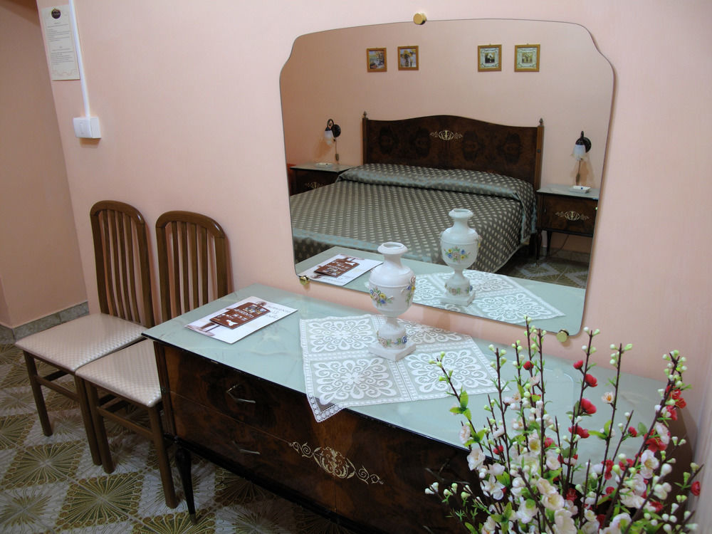 Bed and Breakfast Il Mandorlo Agrigento Exterior foto